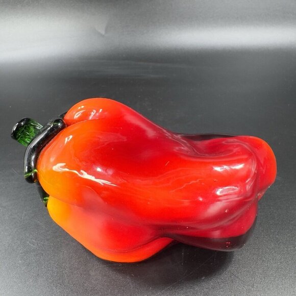 Vintage 1990s Art Glass Bell Pepper Large Red Pepper Figurine Glass Paperweight - Picture 11 of 15